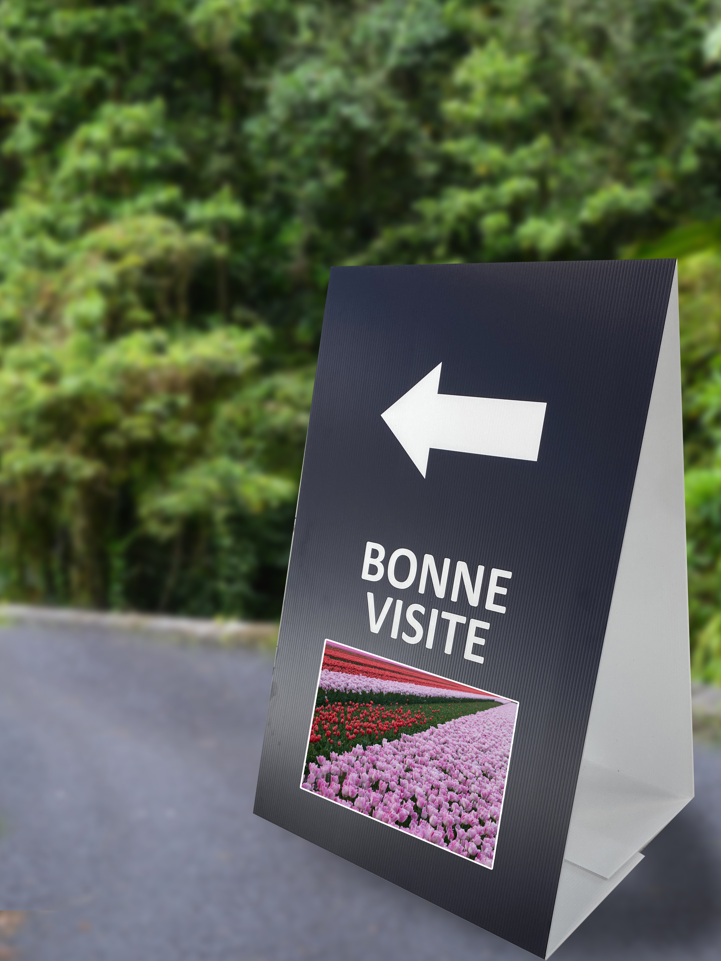 Affiche autoportante en plastique ondulé