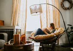 Desk calendar, spiral-bound with self stand (Design 4)