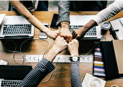 Desk calendar, spiral-bound with self stand (Design 4)