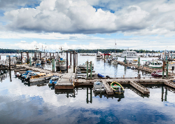 Desk calendar, spiral-bound with self stand (Design 2)