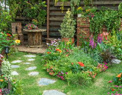 2025 Wall Calendar 11x17 folds to 8.5 x 11 ( Design 10)