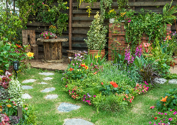 Desk calendar, spiral-bound with self stand ( Design 11)